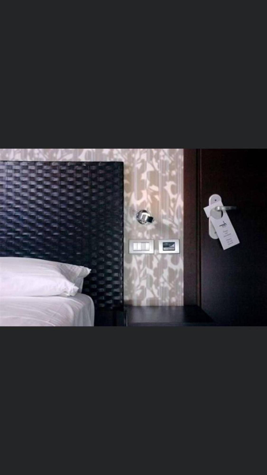 MH Design Hotel Napels Buitenkant foto